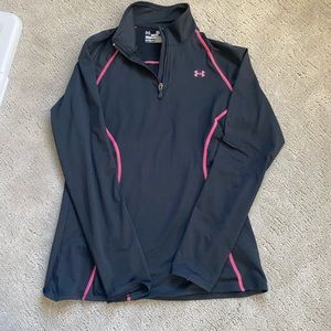 Under Armour semi fitted long sleeve top